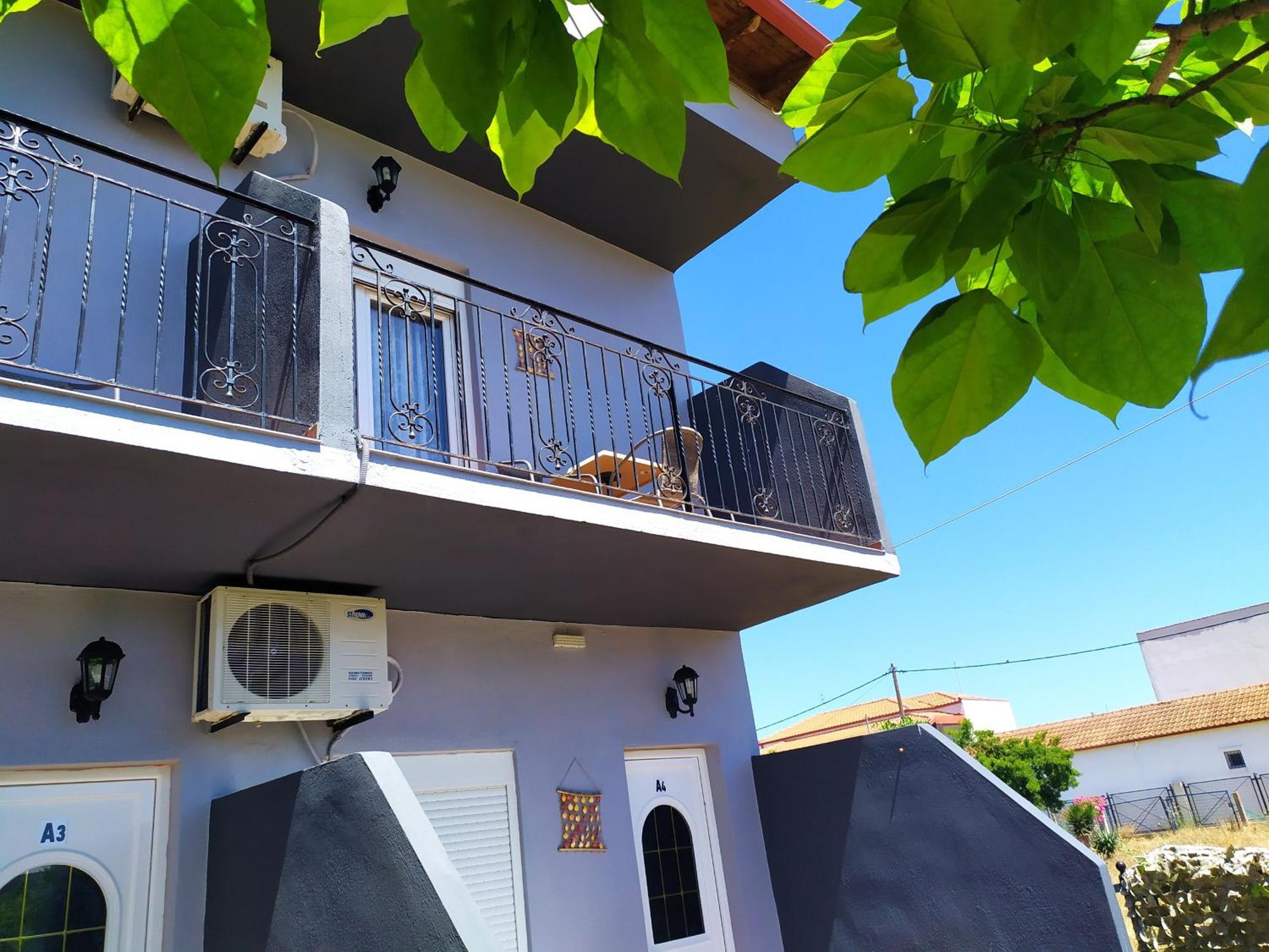 Noufara Apartments Néa Meságkala Zimmer foto
