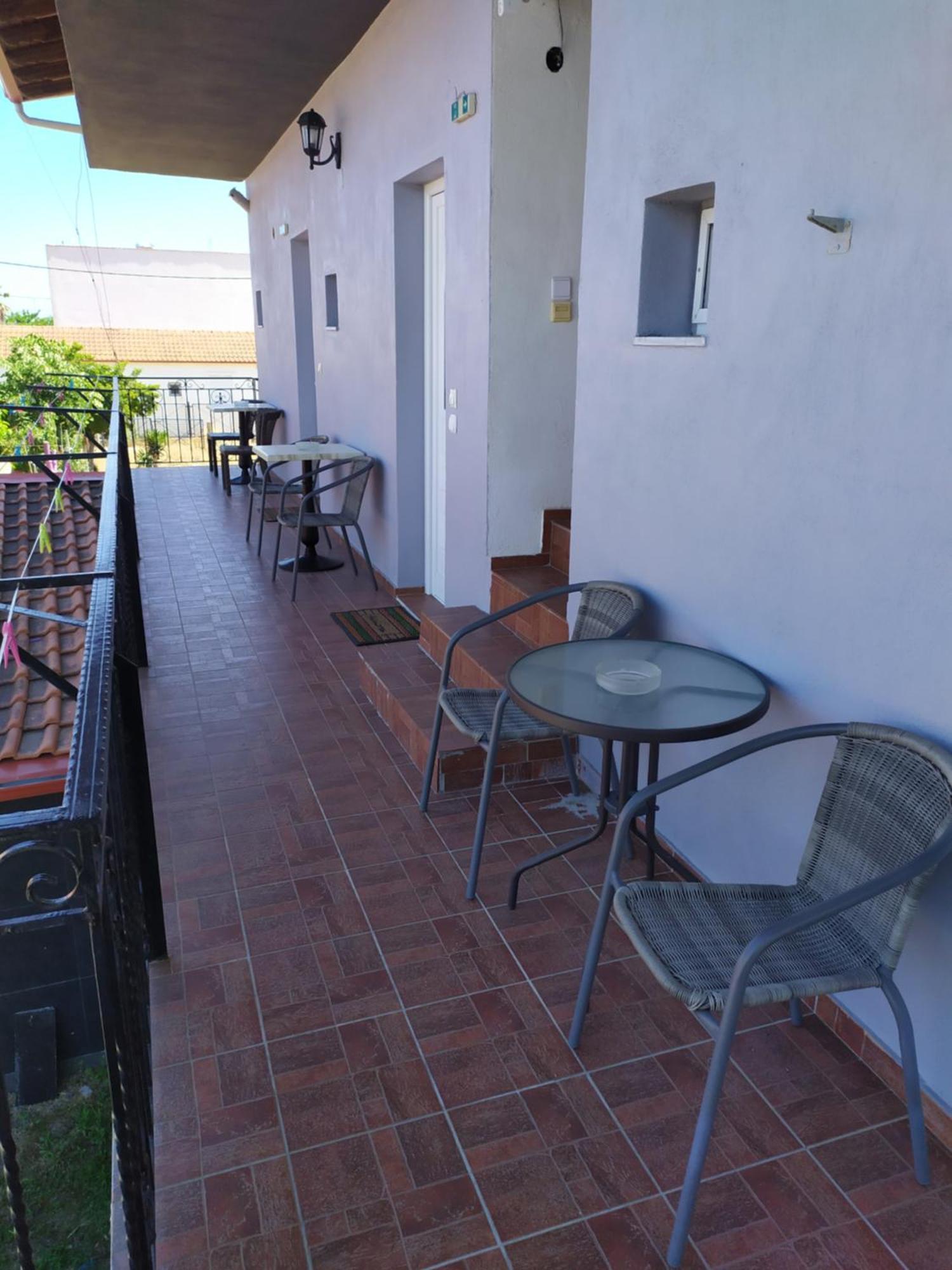 Noufara Apartments Néa Meságkala Zimmer foto