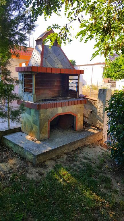 Noufara Apartments Néa Meságkala Exterior foto