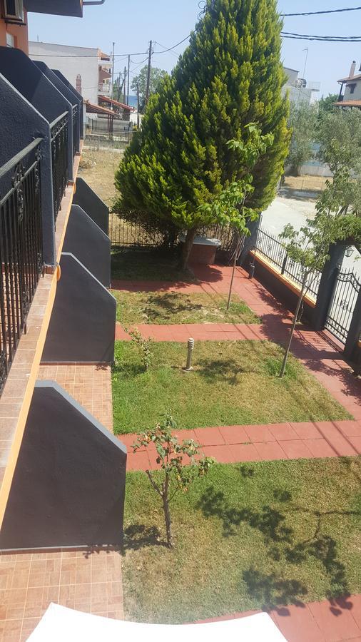 Noufara Apartments Néa Meságkala Exterior foto